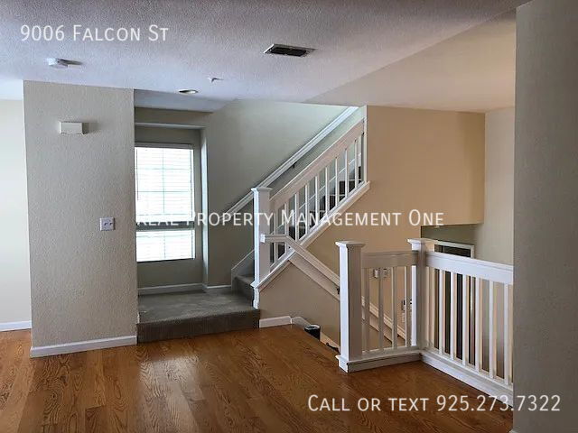 Building Photo - 9006 Falcon St