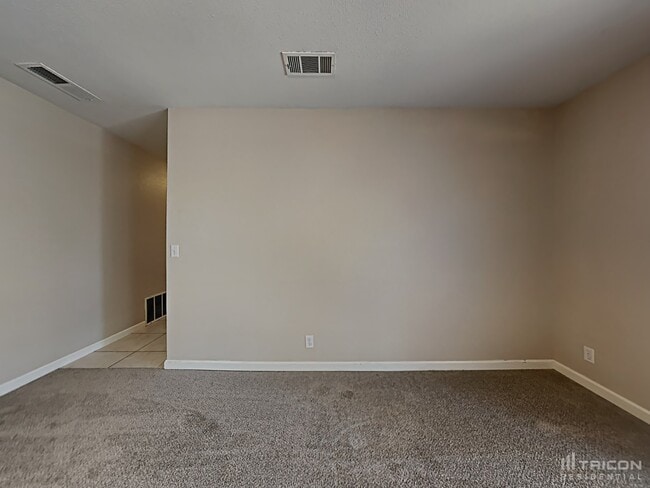 Building Photo - 810 Capstan Ct