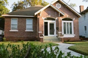 Building Photo - 327 Felder Ave