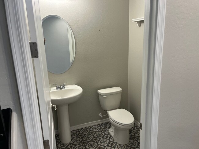 Building Photo - 17430 N 184th Ln