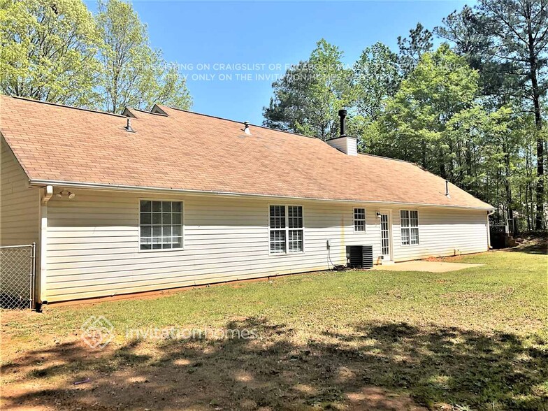 Building Photo - 170 Irwin Dr