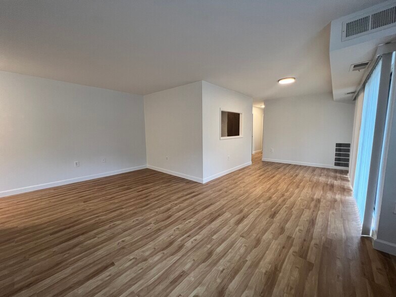 Building Photo - 5113 Crossfield Ct