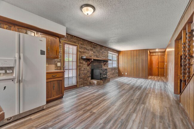 Building Photo - 1660 Palmer Pl