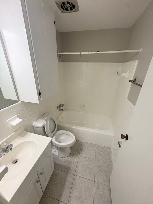 Building Photo - 104 Herty Dr