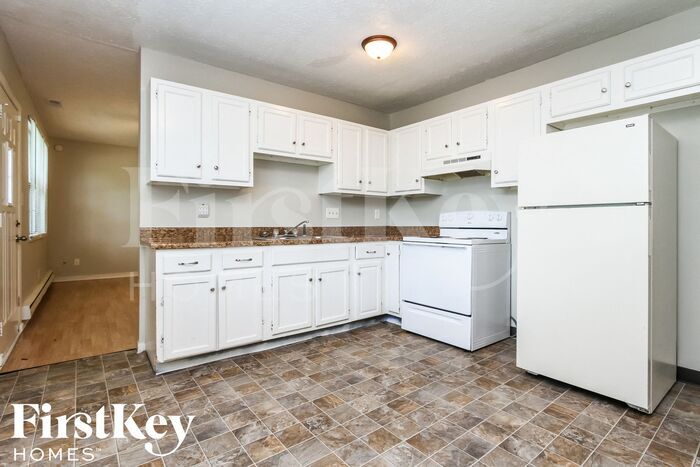 Building Photo - 6326 Kellum Dr