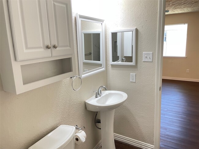 Building Photo - 22826 Elkana Deane Ln