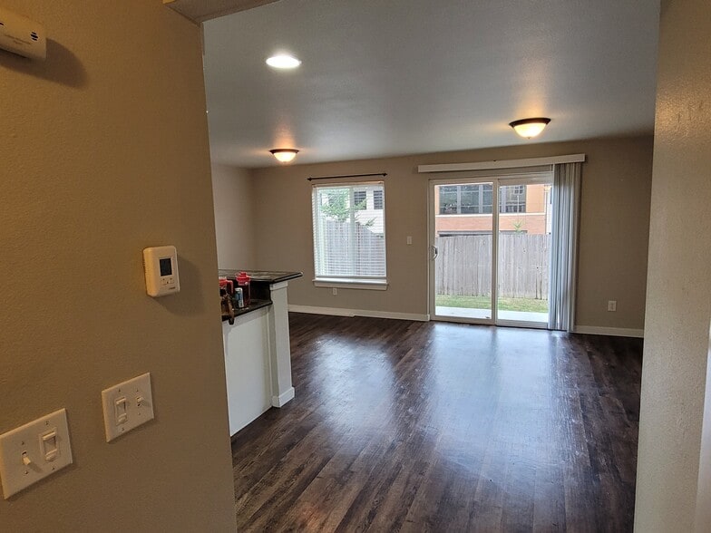 Building Photo - 9152 184th Avenue East