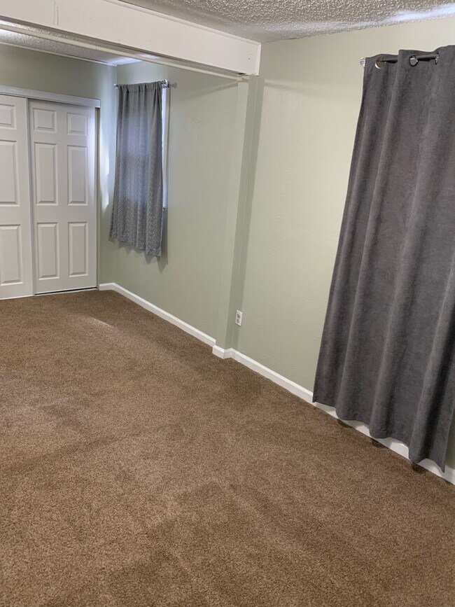 Bedroom looking toward closet - 9356 Lamont St