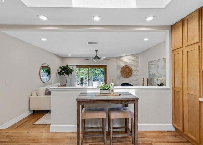 Building Photo - Updated Single-Story 4BR Home with Pool in Prime Pleasanton Valley Location