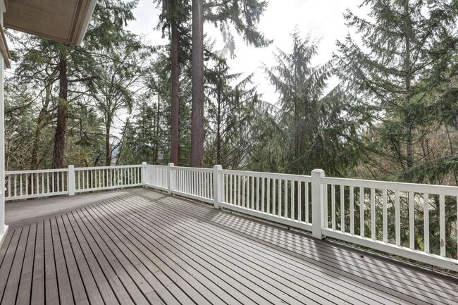 Building Photo - Where Architecture Meets Nature – Private Mercer Island Gem