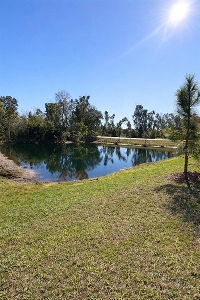 Building Photo - 6090 Shiner St