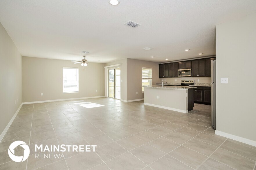 Building Photo - 1353 Brenway Dr