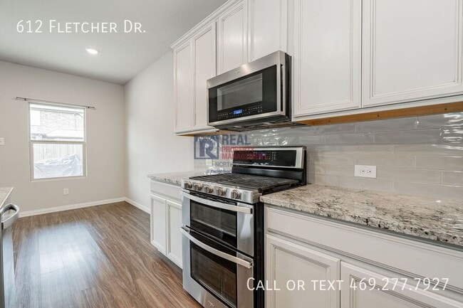 Building Photo - 612 Fletcher Dr