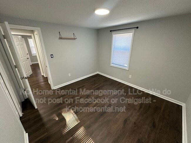 Building Photo - 8803 E 49th St