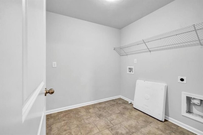 Building Photo - 4591 Grenadine Cir