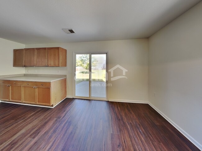 Building Photo - 14718 Watertrace Dr