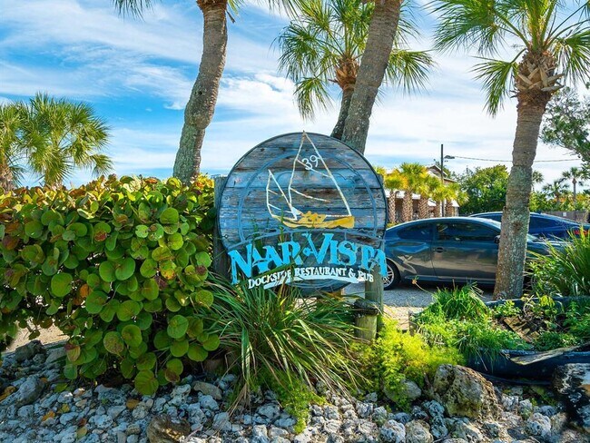 Building Photo - 1511 Gulf of Mexico Dr