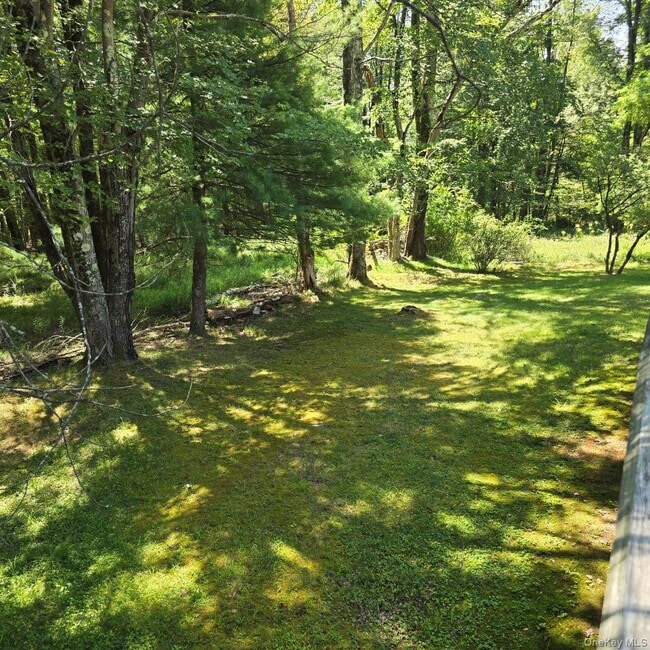 Building Photo - 14 Ann Ln