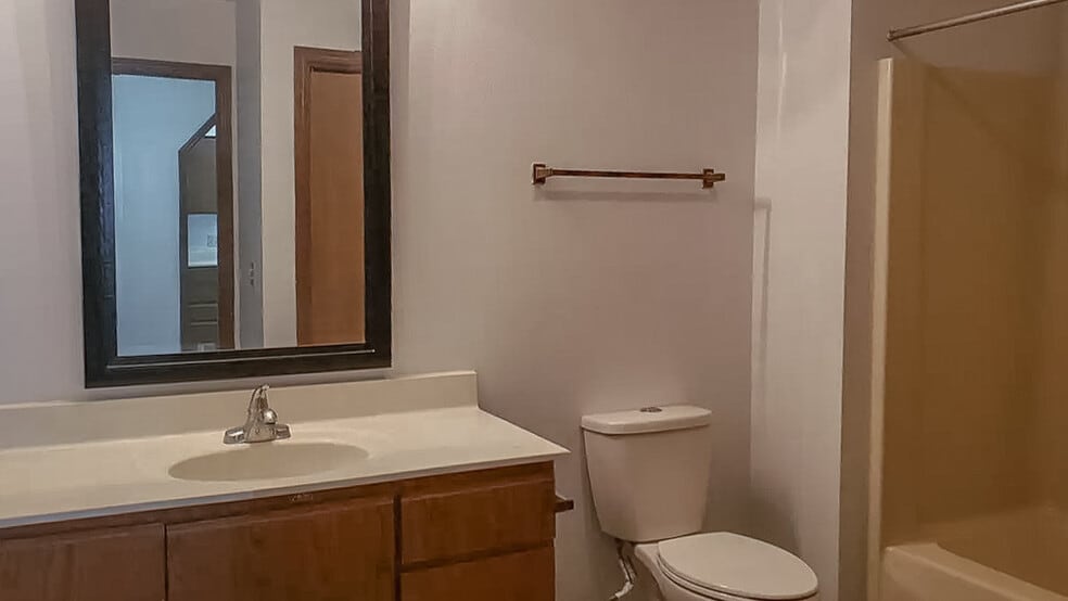 Building Photo - 651 Galena Ct