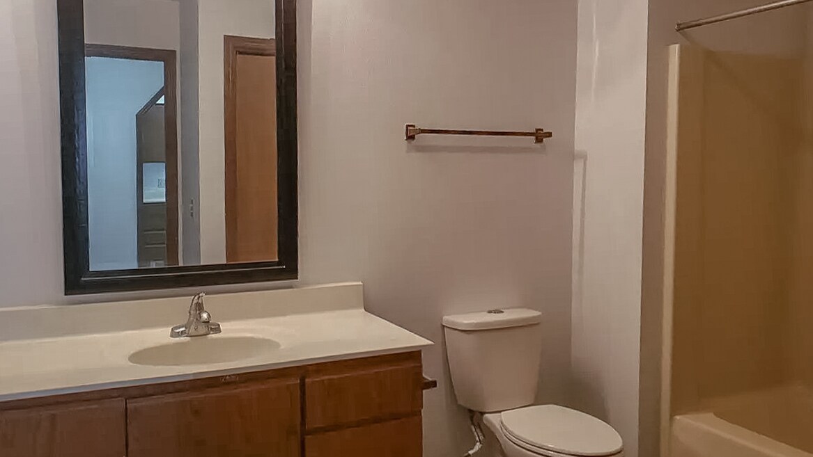 Building Photo - 651 Galena Ct
