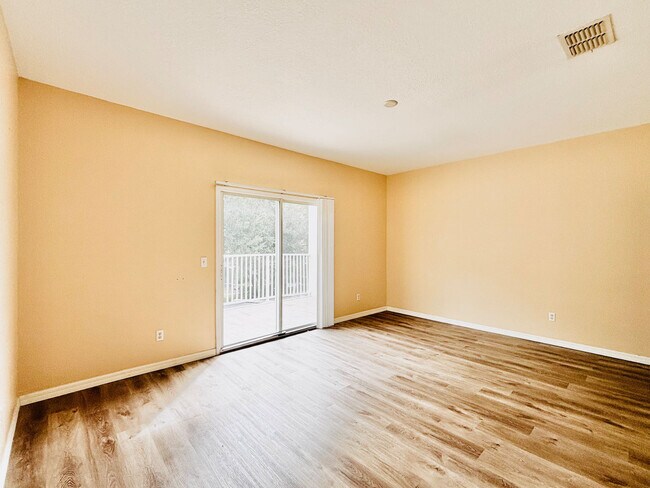 Building Photo - 1707 Retreat Cir