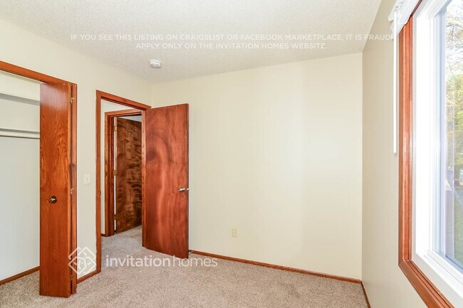 Building Photo - 6840 Penamint Ln