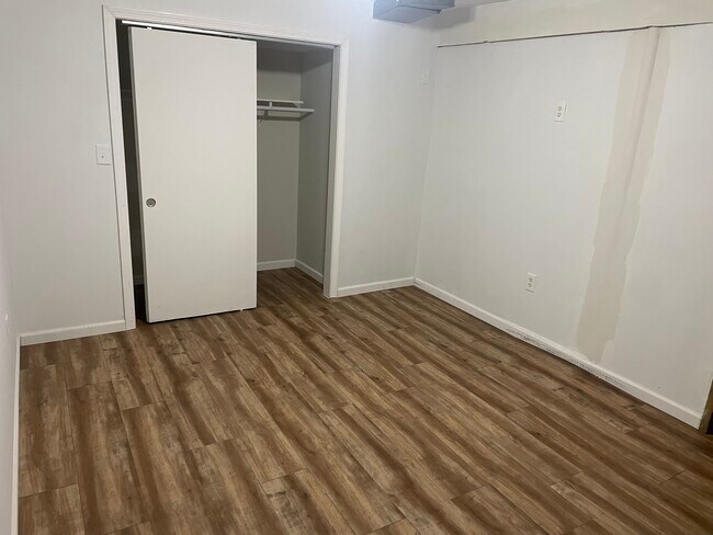 Bedroom 5 - 91 Brown St