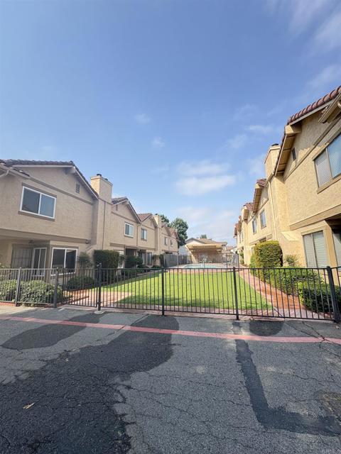 Building Photo - 931 Martin Dr