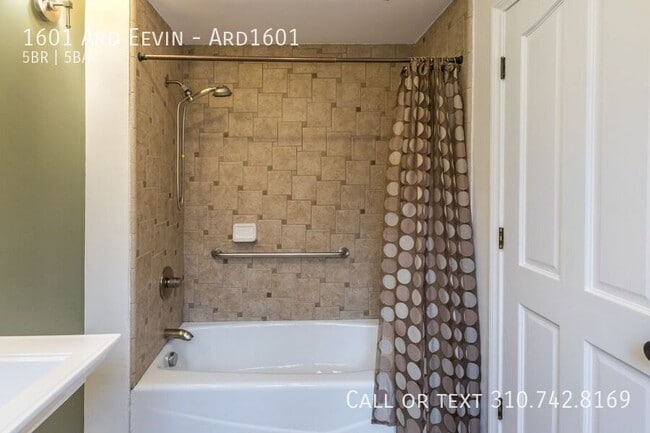 Building Photo - 1601 Ard Eevin Ave