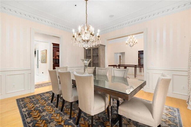 Building Photo - 524 Tillinghast Rd