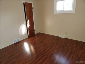 Building Photo - 10332 Transit Rd