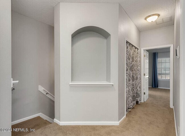 Building Photo - 12423 Forest Lake Cir E