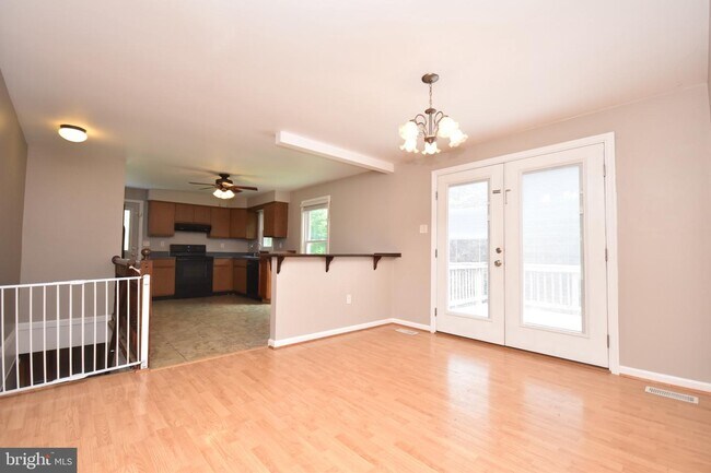 Building Photo - 12327 Elk Run Rd