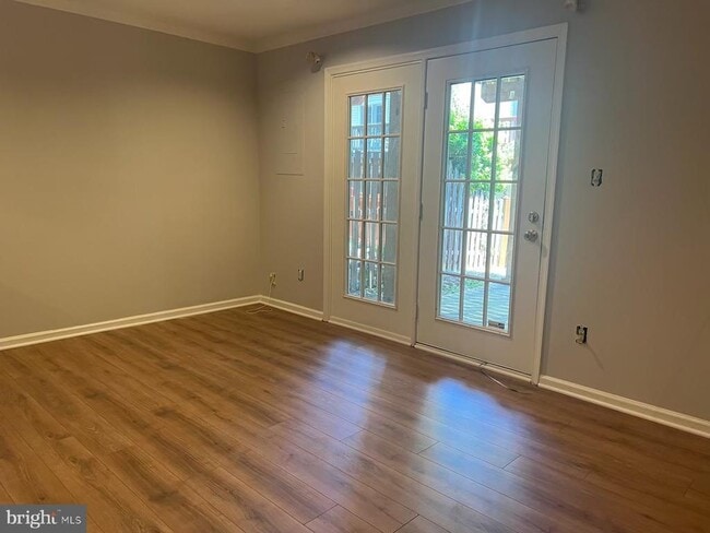 Building Photo - 12002 Lisa Marie Ct