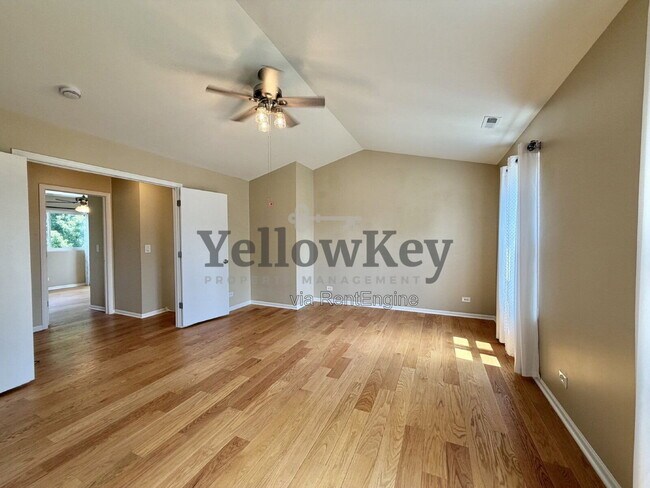 Building Photo - 613 Greystone Ln