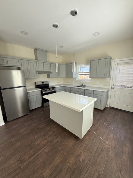 Kitchen - 1008 Calle Naranja