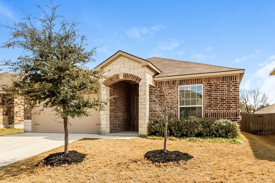 Building Photo - 7928 Bluewater Cove