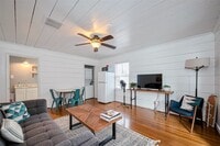 Building Photo - 2163 University Blvd