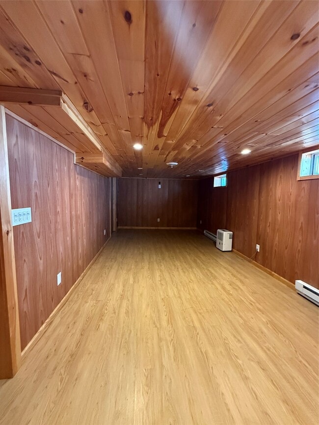 Building Photo - 3215 Stack Ave