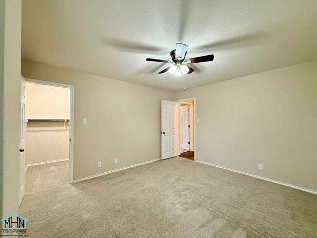 Building Photo - Spacious and Beautiful Two-Story 5 Bedrooms, 3.5 Bathrooms Home, With Easy Access to I-35, Loop 1...