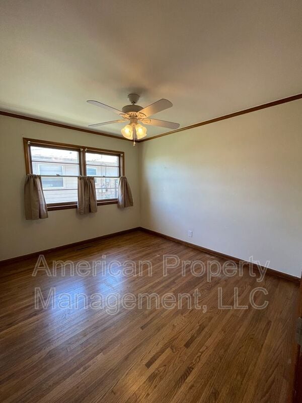 Building Photo - 5147 S Toledo Ave