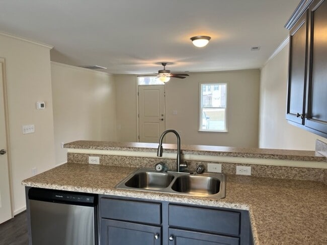 Building Photo - Boyington Place Avail!