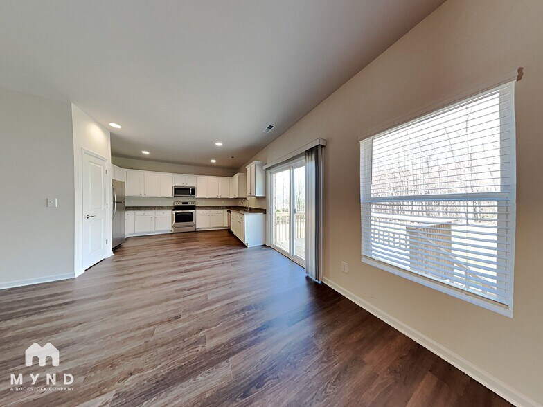 Building Photo - 7220 Static Wy