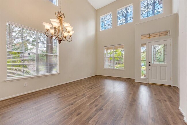 Building Photo - 27 Bethany Bend Dr