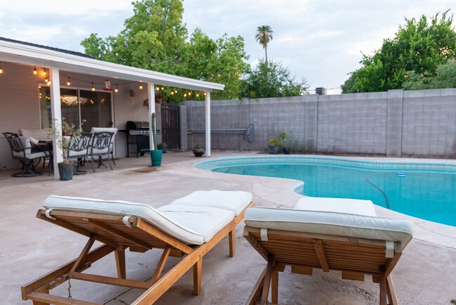 Building Photo - Charming 3BR House in Scottsdale