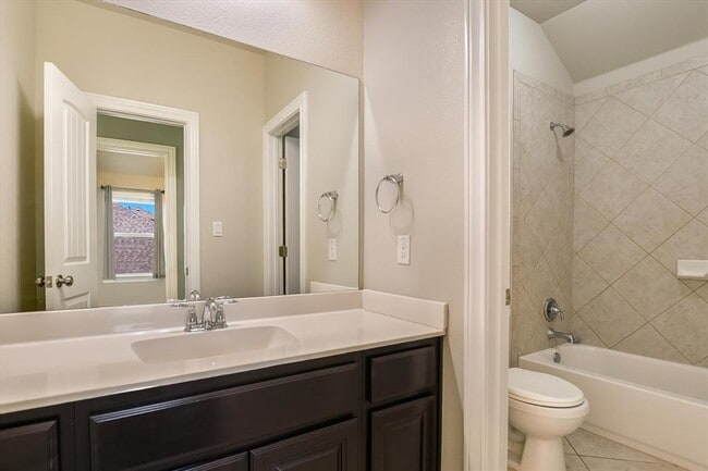 Building Photo - 3908 Crispin Hall Ln