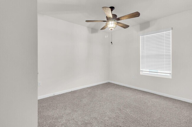 Building Photo - 3021 Jane Ln