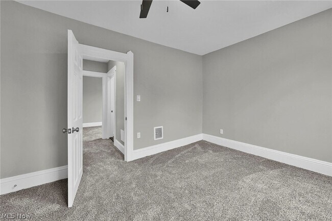 Building Photo - 2221 E 97th St