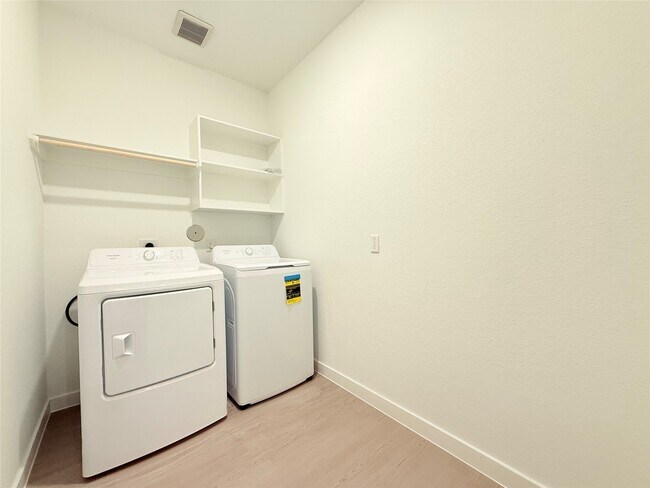 Building Photo - 3017 Waterwood Pass Dr