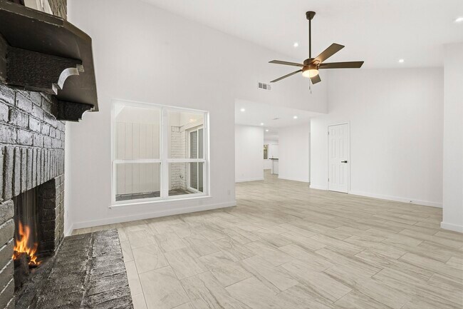 Building Photo - 23326 Briarcreek Blvd